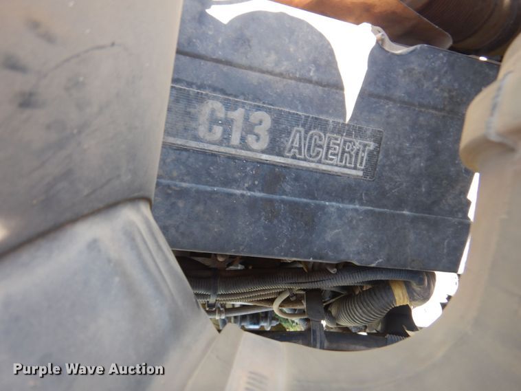 image for item DN0440 2006 Kenworth T800  vacuum truck