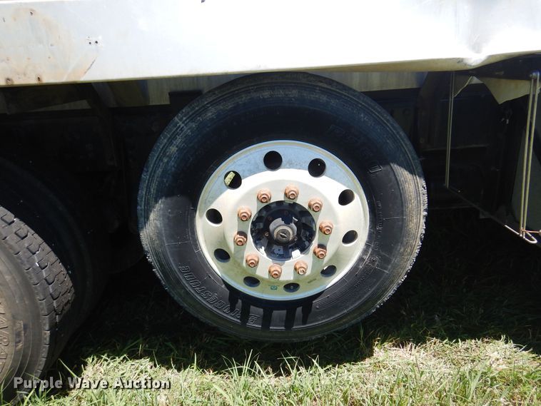 image for item DN0440 2006 Kenworth T800  vacuum truck