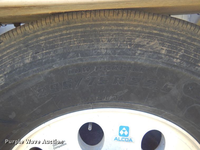 image for item DN0440 2006 Kenworth T800  vacuum truck