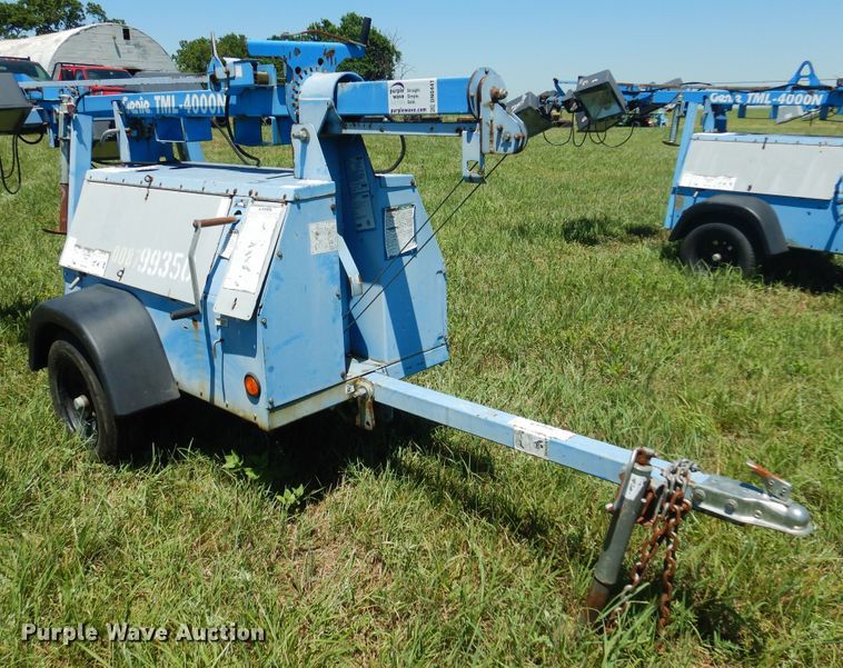 image for item DN0441 Genie TML-4000N  light plant