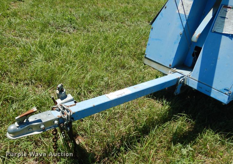 image for item DN0441 Genie TML-4000N  light plant