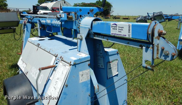 image for item DN0441 Genie TML-4000N  light plant
