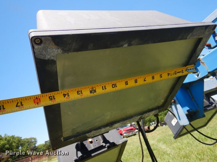 image for item DN0441 Genie TML-4000N  light plant