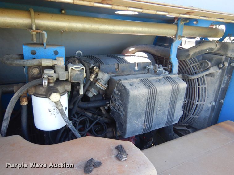 image for item DN0441 Genie TML-4000N  light plant