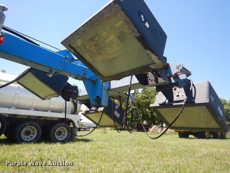 image for item DN0441 Genie TML-4000N  light plant