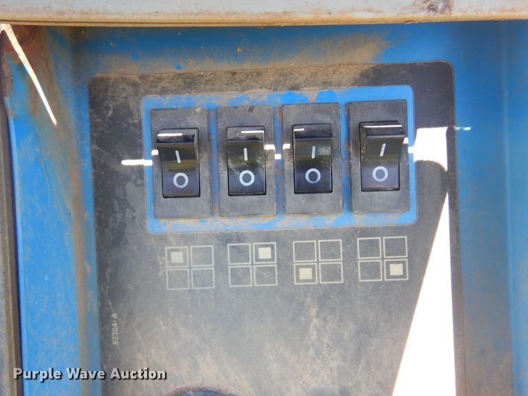 image for item DN0441 Genie TML-4000N  light plant