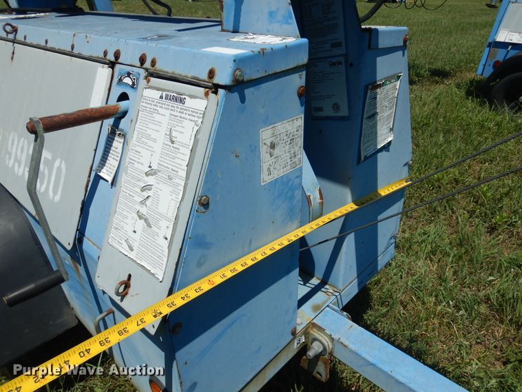 image for item DN0441 Genie TML-4000N  light plant