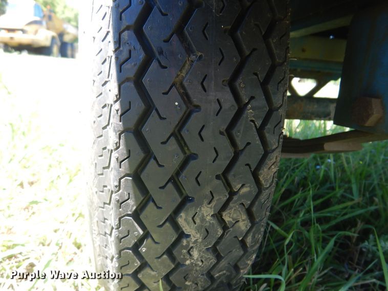 image for item DN0441 Genie TML-4000N  light plant