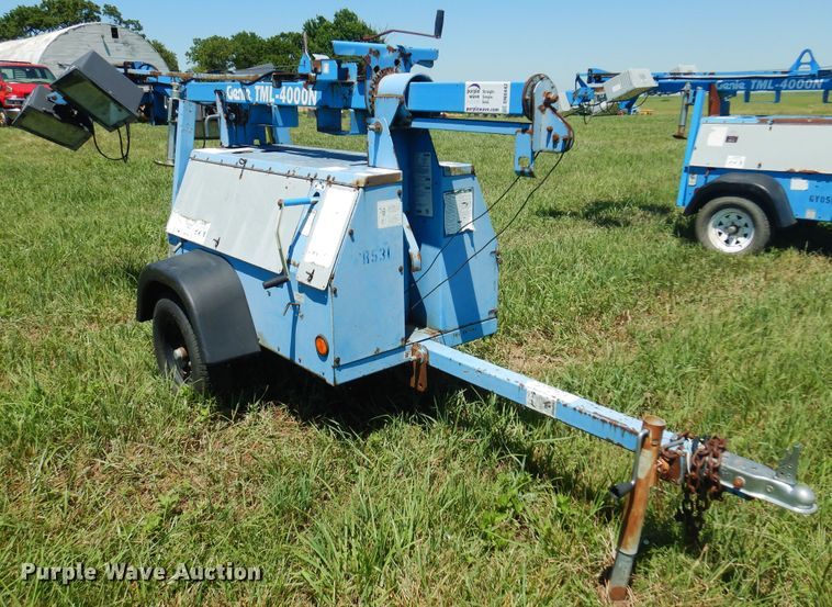image for item DN0442 Genie TML-4000N  light plant