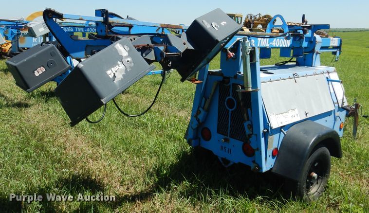 image for item DN0442 Genie TML-4000N  light plant