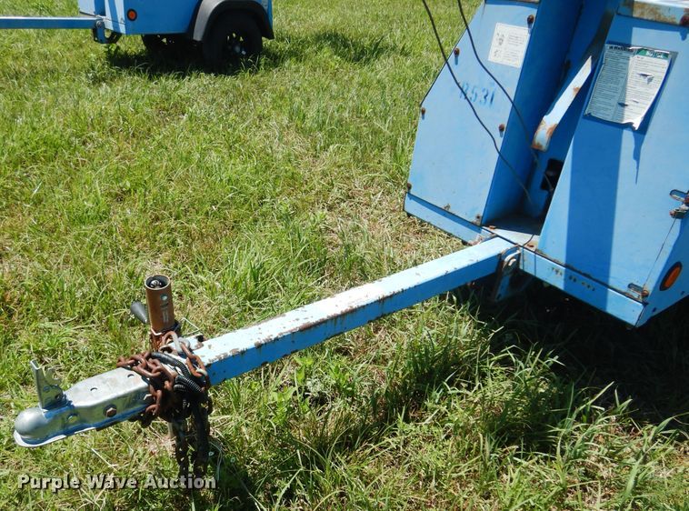 image for item DN0442 Genie TML-4000N  light plant