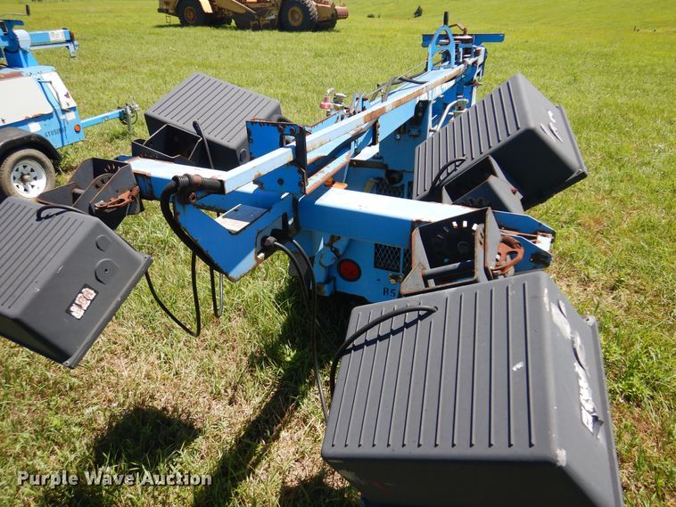 image for item DN0442 Genie TML-4000N  light plant