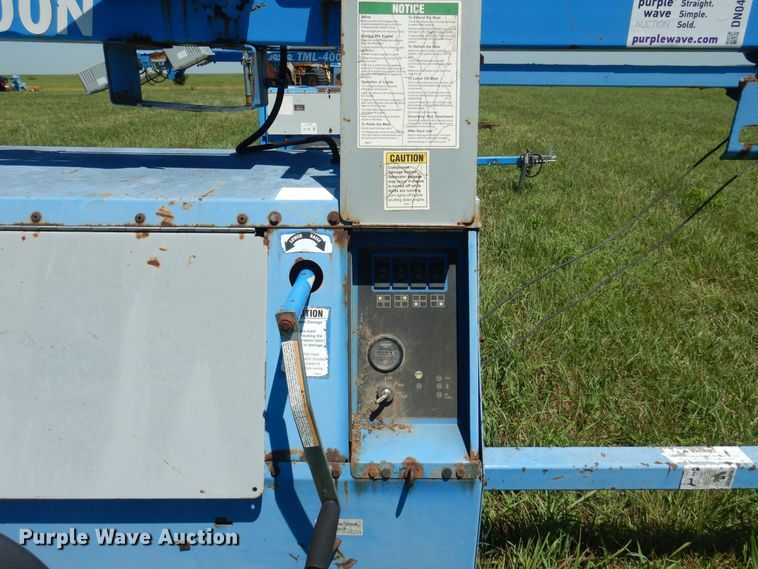 image for item DN0442 Genie TML-4000N  light plant