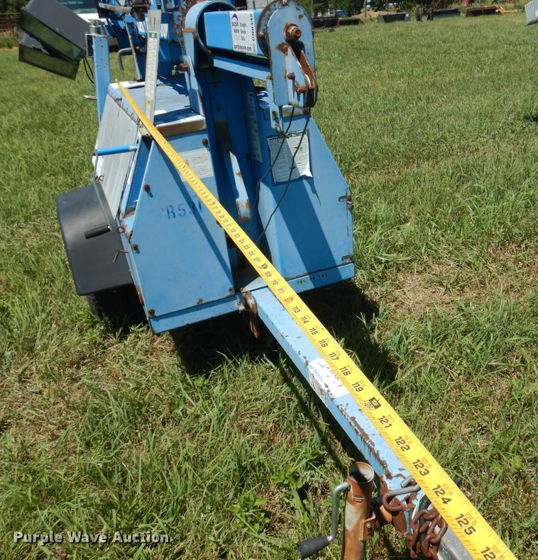 image for item DN0442 Genie TML-4000N  light plant