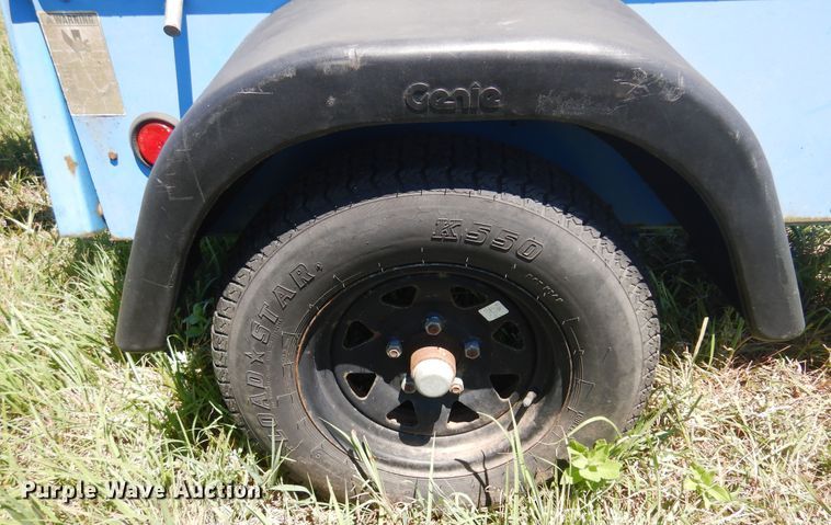 image for item DN0442 Genie TML-4000N  light plant