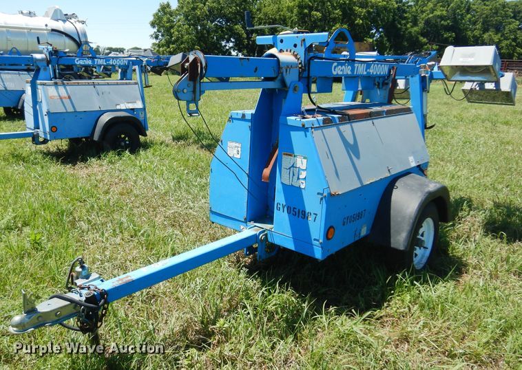 image for item DN0443 Genie TML-4000N  light plant