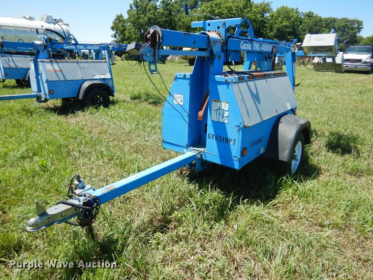 image for item DN0443 Genie TML-4000N  light plant