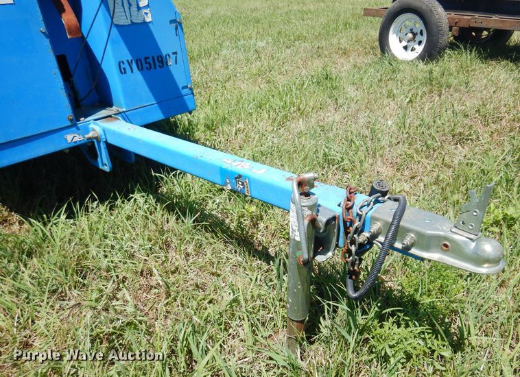 image for item DN0443 Genie TML-4000N  light plant