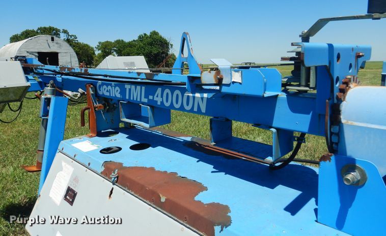 image for item DN0443 Genie TML-4000N  light plant