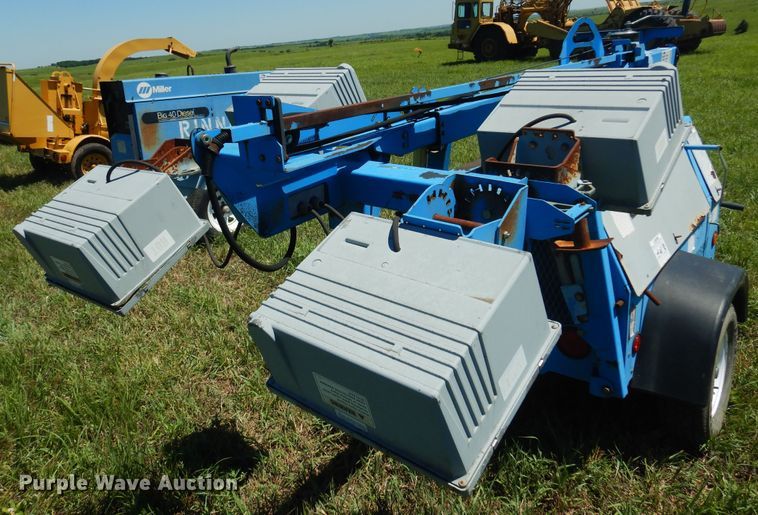 image for item DN0443 Genie TML-4000N  light plant