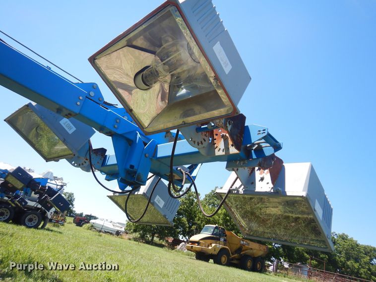 image for item DN0443 Genie TML-4000N  light plant