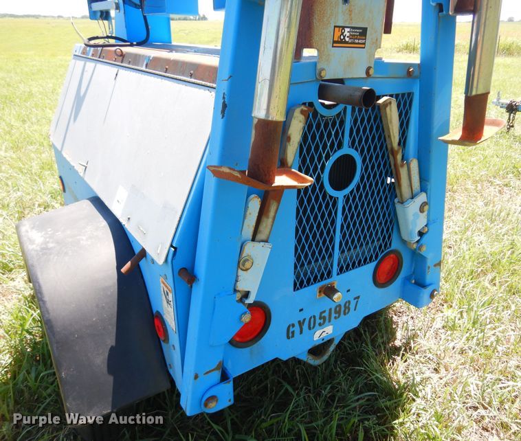 image for item DN0443 Genie TML-4000N  light plant