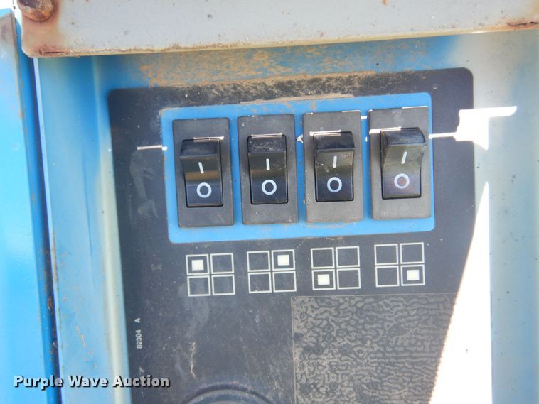 image for item DN0443 Genie TML-4000N  light plant