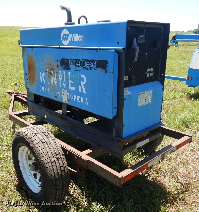 image for item DN0444 Miller Big 40  welder/generator