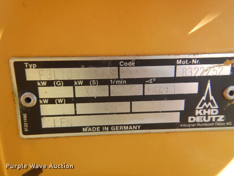 image for item DN0445 2002 Vermeer BC935  wood chipper