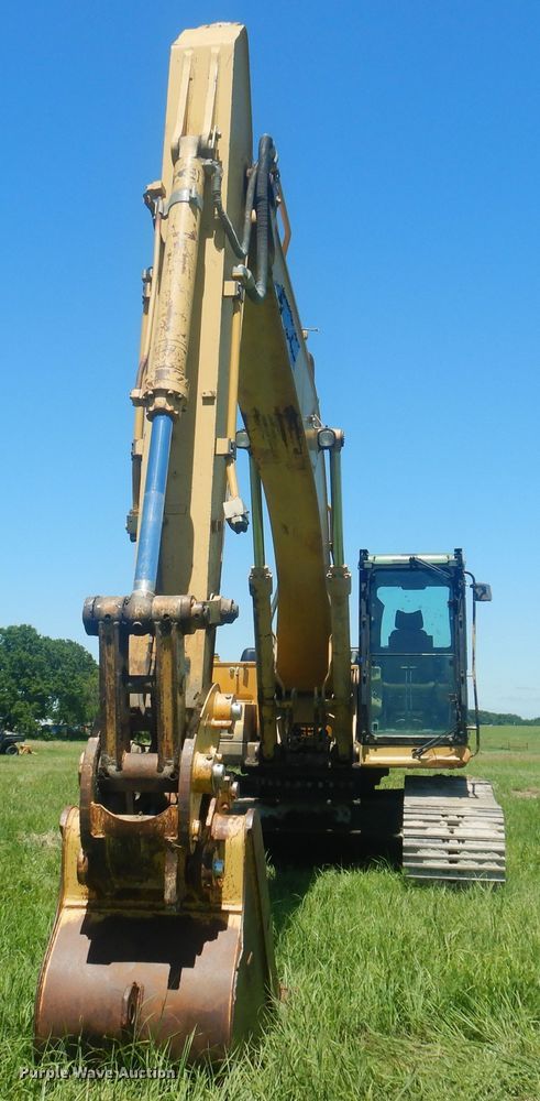 image for item DN0450 1998 Caterpillar 325B L excavator