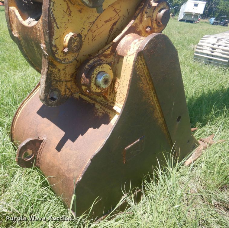 image for item DN0450 1998 Caterpillar 325B L excavator