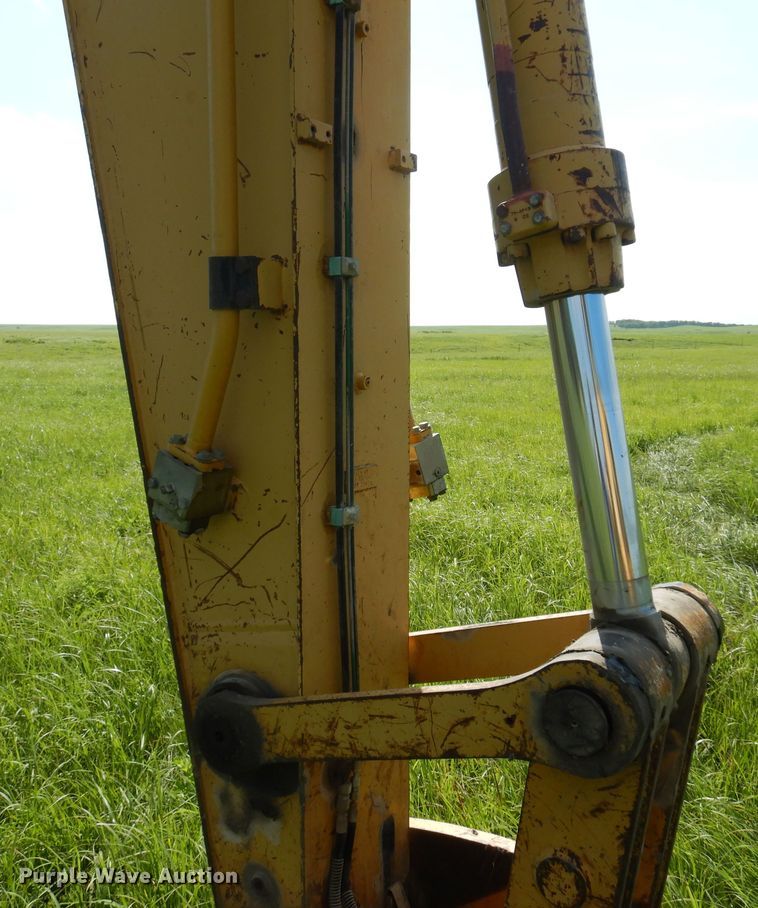 image for item DN0450 1998 Caterpillar 325B L excavator