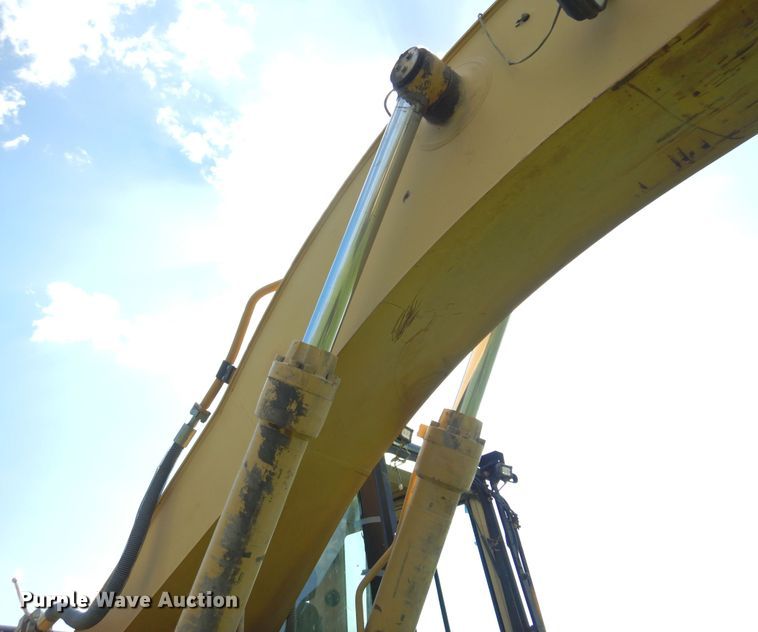 image for item DN0450 1998 Caterpillar 325B L excavator