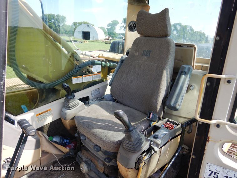 image for item DN0450 1998 Caterpillar 325B L excavator