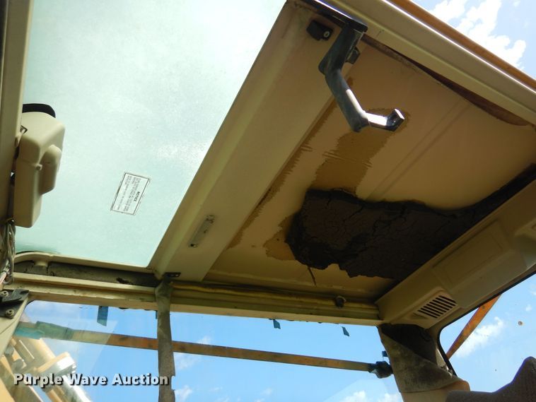 image for item DN0450 1998 Caterpillar 325B L excavator