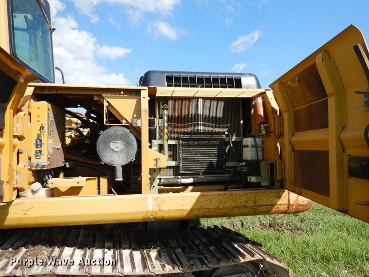 image for item DN0450 1998 Caterpillar 325B L excavator