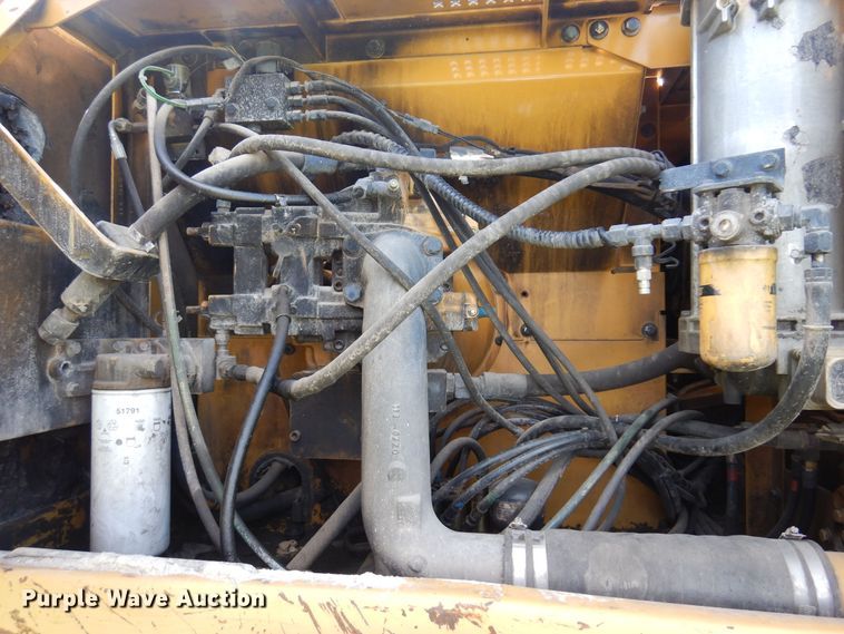 image for item DN0450 1998 Caterpillar 325B L excavator