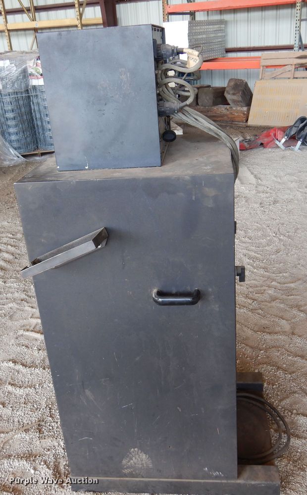 image for item DN0452 C&G Raptor  plasma cutting table