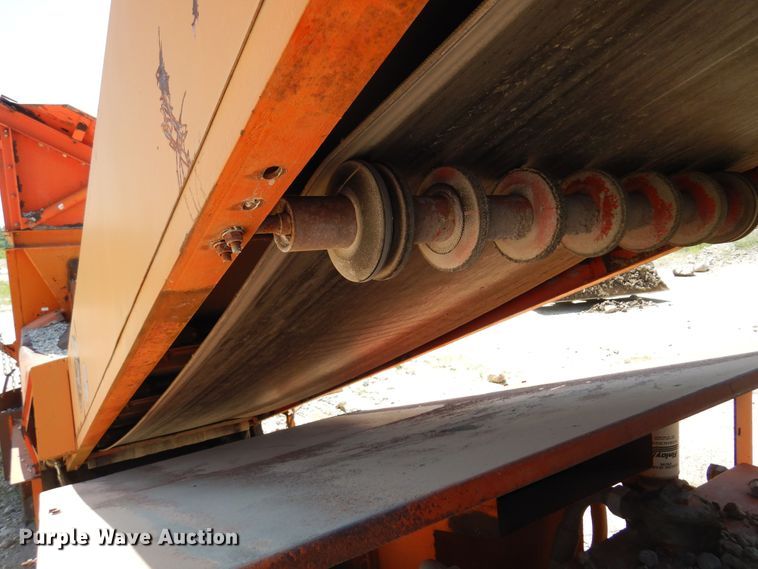 image for item DN0457 1998 Finlay 393 Turbo  screening plant