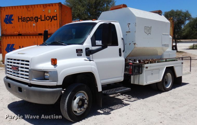 image for item DJ0820 2004 GMC C4500  sewer rodder truck