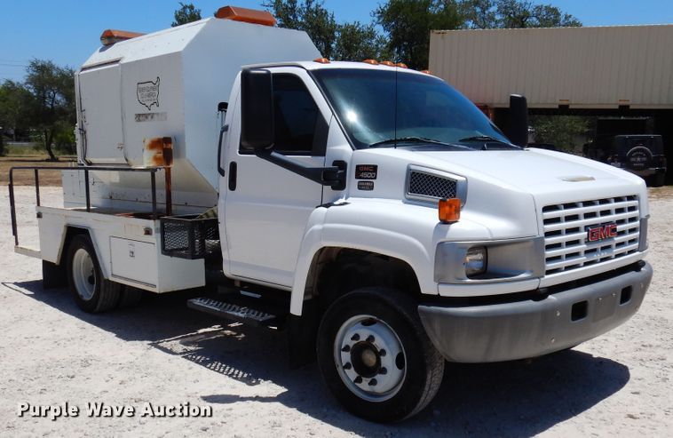 image for item DJ0820 2004 GMC C4500  sewer rodder truck