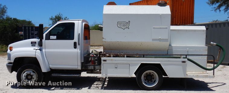image for item DJ0820 2004 GMC C4500  sewer rodder truck