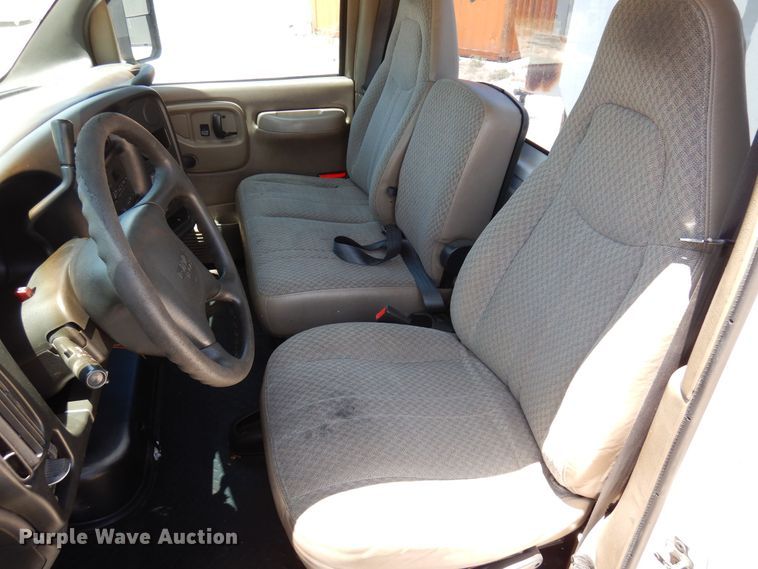 image for item DJ0820 2004 GMC C4500  sewer rodder truck