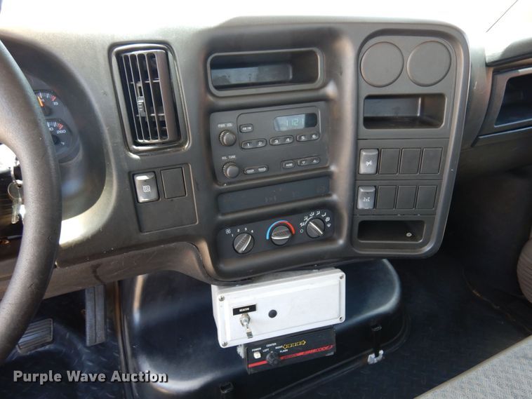 image for item DJ0820 2004 GMC C4500  sewer rodder truck