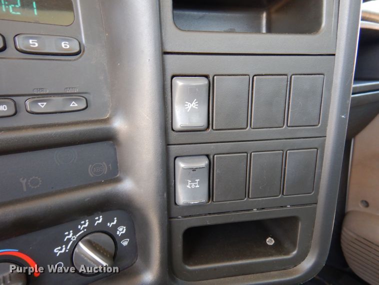 image for item DJ0820 2004 GMC C4500  sewer rodder truck