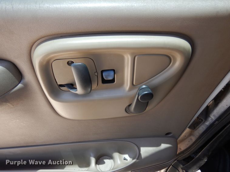 image for item DJ0820 2004 GMC C4500  sewer rodder truck