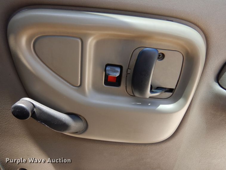 image for item DJ0820 2004 GMC C4500  sewer rodder truck