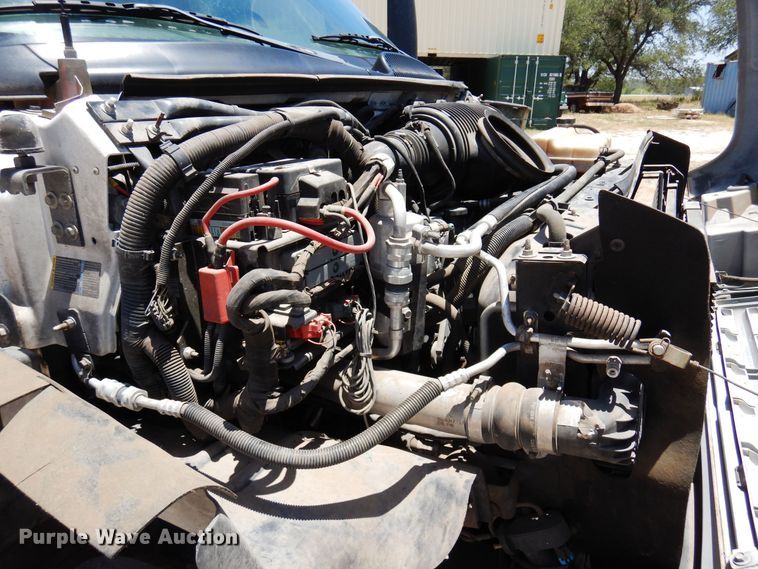 image for item DJ0820 2004 GMC C4500  sewer rodder truck