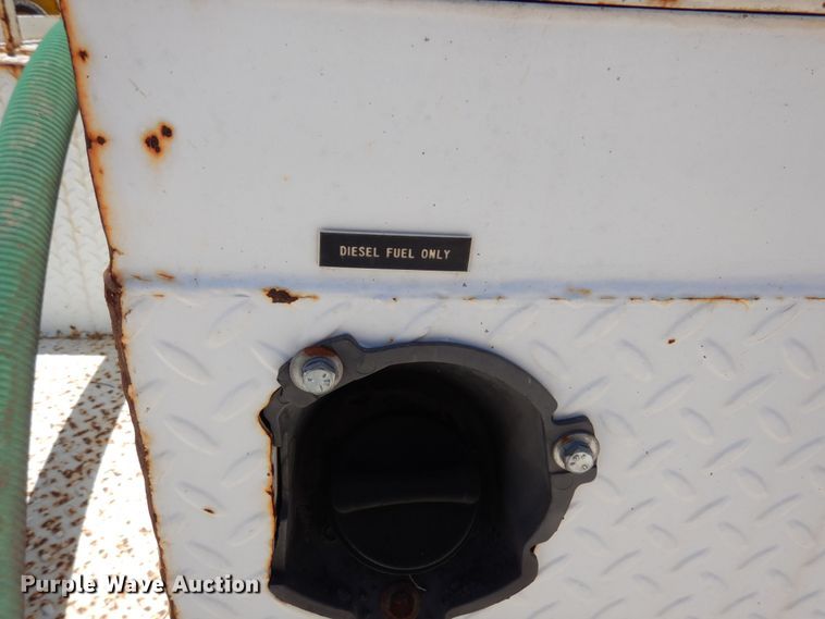 image for item DJ0820 2004 GMC C4500  sewer rodder truck