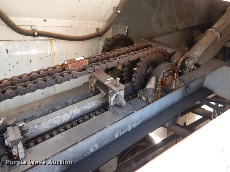 image for item DJ0820 2004 GMC C4500  sewer rodder truck